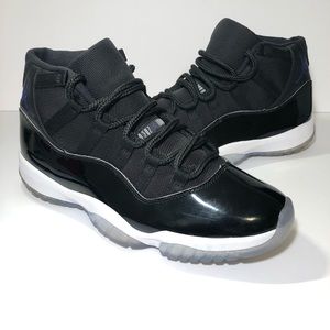 Air Jordan Retro 11 “Space Jam”